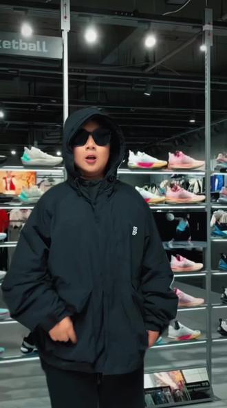 不同预算 选李宁跑鞋#李宁 #李宁跑鞋 #搞笑视频