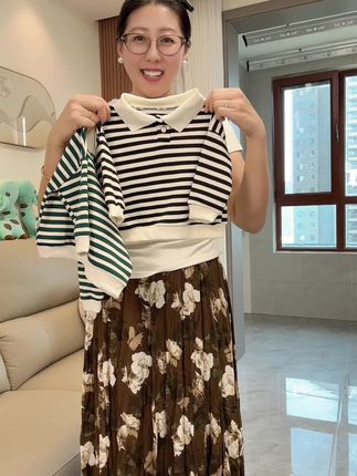#条纹翻领卫衣 #秋季穿搭