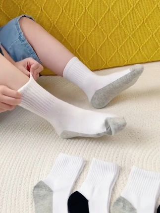 耐脏儿童袜子精梳棉男童白色中筒春秋款女孩运动大童学生袜中童袜#儿童袜子#耐脏易打理 #中童袜 #运动袜#好物分享🔥