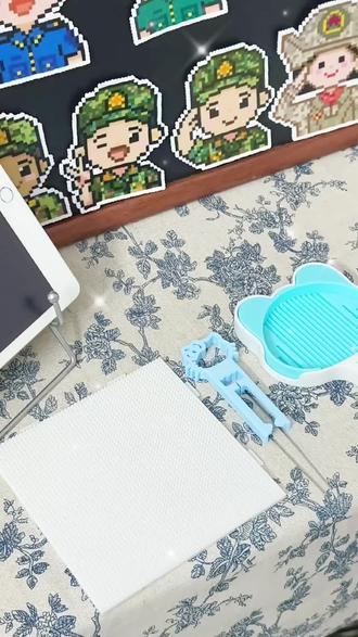 Q版卡通军人头像拼豆全过程👮🏻♀️
#拼豆
#拼豆教程
#军人卡通
#拼豆日常
#纪念礼物