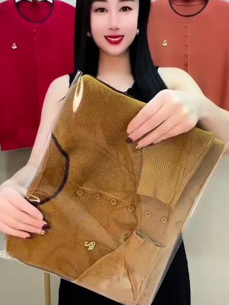 2025春季新款高档简约小天鹅圆领针织衫时尚洋气减龄大码妈妈毛衣复制此条消息打开抖音查看商品详情#新款分享 #简约穿搭 #针织衫 #洋气减龄 #妈妈毛衣