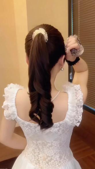浪漫春天的氛围感是网纱闪钻头绳给的~#这也太好看了 #精致女人必备 #美出高级感 #发圈头绳 #头饰发饰