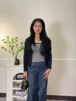我还是比较喜欢黄色,显白#每日分享 #上热搜 #穿搭分享