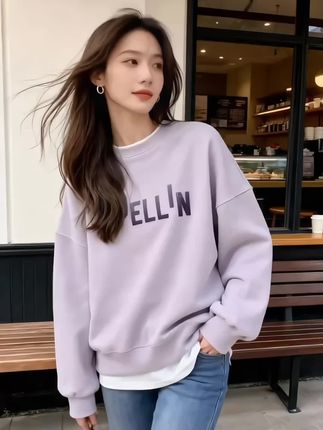 圆领女士卫衣,2025秋冬新款,宽松休闲大码加绒加厚卫衣#时尚休闲穿搭 #宽松版型 #减龄气质 #百搭显瘦 #卫衣穿搭