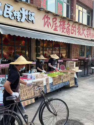 在深圳!终于吃到超地道的重庆火锅! #笨姐就是火辣 #深圳笨姐2周年多店同庆