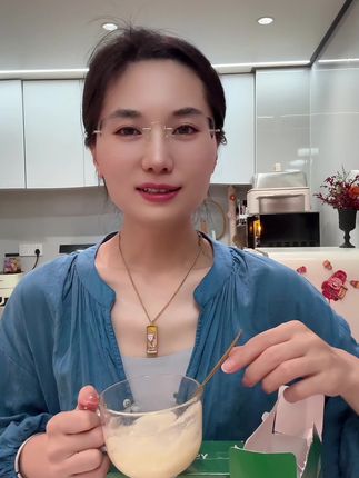 米乳终于有活动啦! 99 块钱拍三发四盒哦! 我赶紧给自己和父母囤了两单#健康 #营养早餐 #养胃#健脾养胃#养生