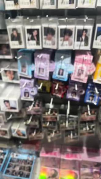 野生周边店现在做的也太好了吧,!买来玩玩做手帐
#奇文#追星周边分享 #左奇函 #杨博文#宝宝辅食