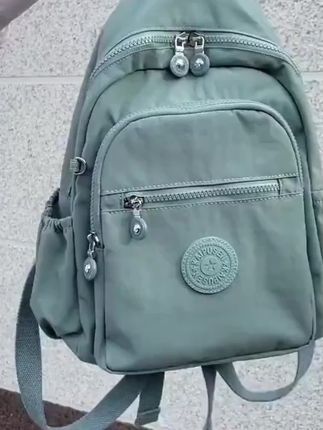 时尚双肩包女新款韩版女包户外休闲百搭轻便潮流女士旅游小背包#斜挎包#包包#