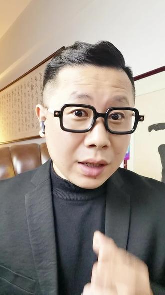 第145集|女子睡觉充手机,充电器爆炸,身体70%被烧伤#社会新闻 #睡觉充电