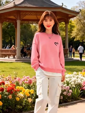 搭配鲨鱼裤假两件,卫衣女加绒,春秋冬新款爱心,小图案中长款上衣#时尚连上衣#气质上班##休闲卫衣灭#谁穿都好 看