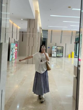 孕期的秋天,穿这条就够啦,孕妇拉拉裤腰头,不勒孕肚,孕期产后也能穿,小个子的孕妈妈也能穿,没试过的孕妈妈真的可以试一下#怀孕 #孕期 #孕期穿搭 #一个身体两个心跳 #孕妇装