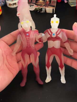 奥特曼儿童正版夜光泰罗趣味战甲软胶模型解压可弹力拉伸人偶玩具#奥特曼玩具 #儿童玩具 #玩个很新的东西 #软胶奥特曼