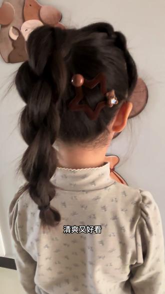 上学马尾就这样给孩子编,清爽又好看#上学发型 #儿童编发#快速上学发型 #生女儿就是用来打扮的 #骗你生女儿