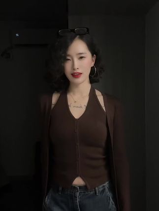 良心这东西 爱的时候有 不爱的时候 连渣都不剩#今日穿搭 #御姐风