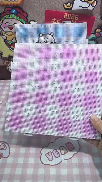 双九华52*52长钉拼豆板一块好的拼豆板可以省去拼豆的很多烦恼~#拼豆板 #拼豆工具 #拼豆豆 #拼豆教程 #拼豆图纸