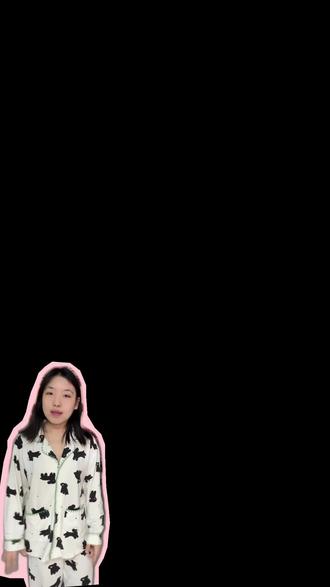 瑞幸新品喝了…一个词 寡淡…
哈哈哈哈哈哈
我个人真的觉得巧克力味很淡啊
尤其是黑巧红茶
凉了之后味还稍微浓一点
#真实生活分享计划 #瑞幸咖啡 #瑞幸 #瑞幸新品 #vlog十亿流量扶持计划 @抖音创作小助手