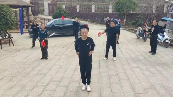 新化村武大奖等你带回家,欢迎各位武术爱好者前来论剑!祝大家新年快乐,马年吉祥,万事顺意!#新化村武