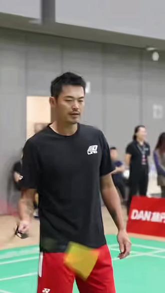 扣杀、吊球、极速攻防,精彩对决一触即!5月29日-31日,锁定深圳宝安体育馆,一起见证羽球巅峰盛宴!#羽球赛事 #羽毛球#林丹#林丹杯#深圳