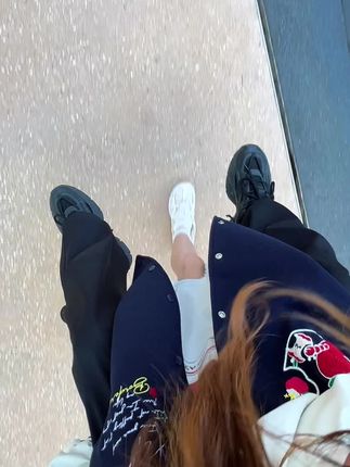 妈妈总是对我说 撒娇的小男孩有女朋友背 #f426 #情侣装 #女友力 #男友视角