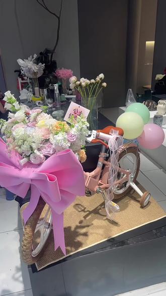 #六一儿童节#自行车鲜花#蝴蝶结鲜花自行车 爱女儿的大朋友们看过来#同城配送
