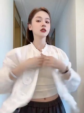 秋冬小毛衣来咯 #今日穿搭 #韩式穿撘 #高级感穿撘 #显瘦遮肉 #品质女装