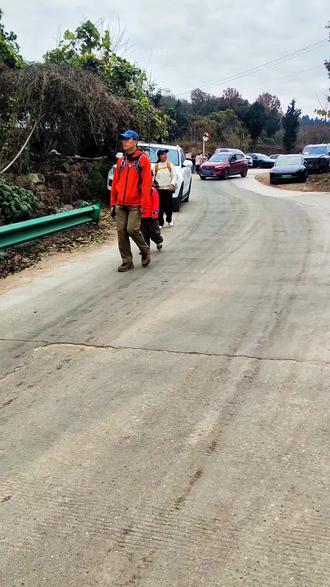 徒步爱好者最佳好去处老牛坡。