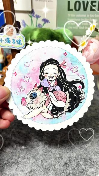 猪猪背着祢豆子来给大家拜年咯:“新年快乐!今年也要开开心心的过每一天,每顿饭吃饱饱!马上有福马上暴富!”#鬼灭之刃 #手绘动漫人物 #祢豆子 #水彩 #临摹