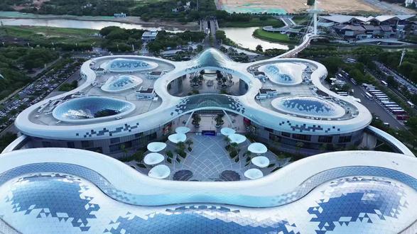 过你啊来三亚,这条cdf三亚国际免税城的vip隐藏攻略要用起来哦#来三亚别税了 #三亚免税攻略 #cdf三亚国际免税城