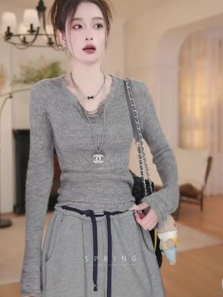 2025秋季新款重工串珠针织衫显瘦修身打底衫上衣#设计感小众上衣 #修身显瘦 #打底衫搭配 #针织衫女