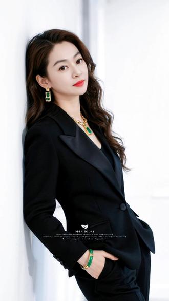 #AI精致御姐风写真 #随变ai随便玩