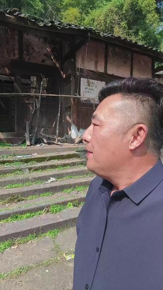 雪花雪花你別笑我……