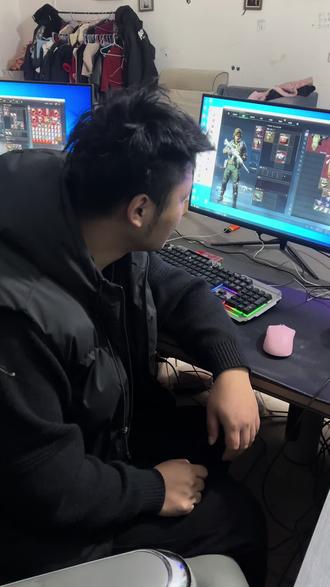 赛伊德入侵真的很气人 也不知道哪个策划研究的#三角洲行动 #三角洲 #三角洲跑刀 #夫妻跑刀 #赛伊德