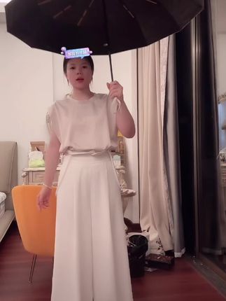 这个雨伞太实用了,24骨全自动折叠雨伞,还是双骨的。抗风暴抗造。有雨遮雨,有太阳防紫外线,家家户户都得用的雨伞!#晴雨两用伞 #遮阳防晒 #遮阳伞 #晴雨伞 #雨伞
