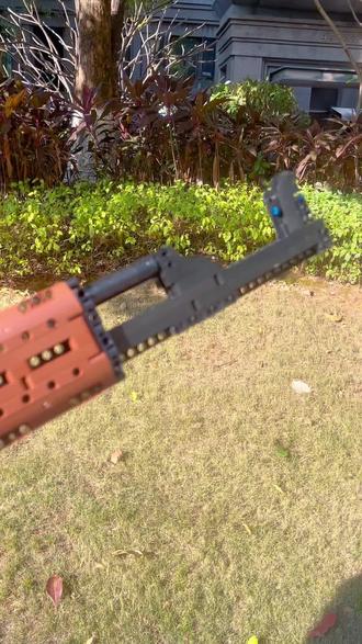 小鲁班出和平精英里的AKM416积木枪啦!拼搭简单,易上手1:1还原。好玩又益智!#玩具枪 #玩具枪大作战 #积木枪 #玩具 #和平精英