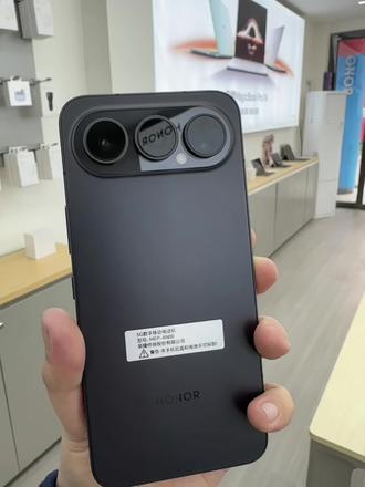 荣耀Ai换装教程
#荣耀500
#新年荣耀马上来到