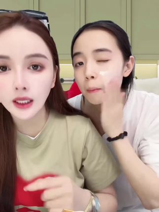 奢婷水感抗皱提亮养肤贵妇霜,出门伪素颜神器轻松打造妈生好皮水光肌,不搓泥不卡粉自然不假白#美妆 #无暇底妆 #水光肌 #贵妇霜 #素颜神器