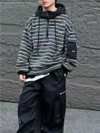 青少年冬天加绒连帽卫衣2025冬装男女童加厚帽衫#面料柔软舒适 #好物推荐🔥 #爆款热卖中 #秋冬新款 #时尚穿搭