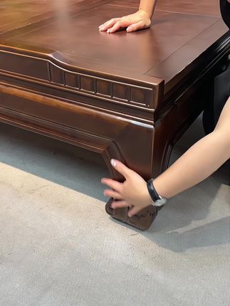 光是看床腿的用料就知道这款全榫卯大床就很扎实稳固#家具 #源头工厂 #古典家具 #榫卯结构 #高端大气