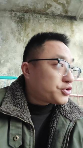 笼养全套训练方法 新手养狗,如何才能让狗狗听话聪明,不乱拉,不拆家,关键是要用好笼养,今天是纯干货,时间有点长#养狗经验分享 #干货分享 #新手养狗 #幼犬训练 #狗狗笼养