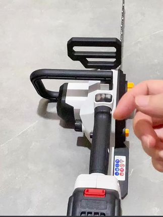 #电锯#锯毛竹 #伐木 #高效率五金工具