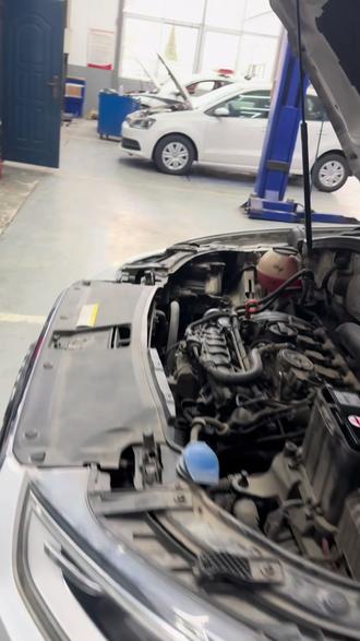 修理厂工作日常#汽车保养与维修 #修车那点事 #汽车维修养护