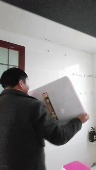 💪安装热水器不求人!师傅手把手教你挂机体✨,接水管、连电路超简单👇,冬天洗澡不用等~