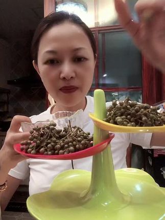#爱生活爱美食 #宝贝们来咯。香香椒打卡。
