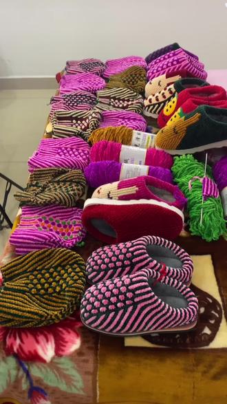 全网都在找玉芬,难道我的毛线就是我的玉芬吗,天天对你紧握手掌 #手工编织零基础教学 #纯手工编织拖鞋