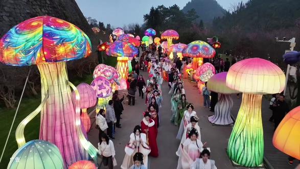 不允许还有人没看过阳光谷新春灯会#各地灯会庙会夯爆了#阳光谷新春灯会 #阳光谷旅游度假区 #春节去哪玩 #新春灯会