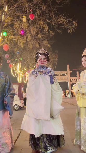 大王~#来呀~大王
#抽象 #景区显眼包#低脂小视频