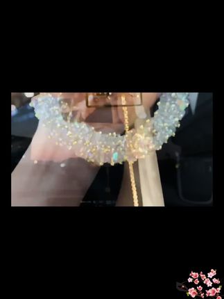 新款网红铃兰花女生汽车挂件女神装饰车内平安喜乐吊坠车载挂件