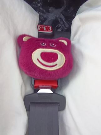 #孕期 避免不了外出产检或者办事情,#孕妇出行安全 要重视!一旦有个紧急刹车后果不堪设想,细心的老公给我安装了#孕妇专用安全带 出行也更放心了,再也不怕勒到我的崽了#怀孕 #安全出行