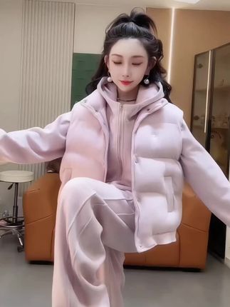 #时尚套装#三件套#洋气减龄#温柔风穿搭 #谁穿谁好看系列