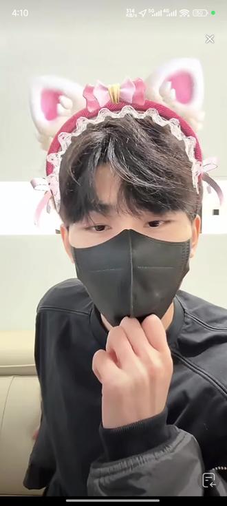 女粉刷到小学生热梗的概率。。不是跟不上你的网速,大数据推送已经把我们分好类了。#en王翊恩